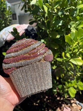 Gorgeous Rhinestone Crystal Pink & Gold Cupcake Purse Wristlet Clutch Whimsy